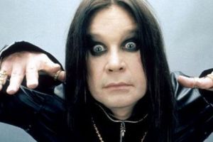 Panică în SHOWBIZ. Un CÂNTĂREȚ celebru a fost INTERNAT DE URGENȚĂ din cauza GRIPEI