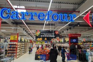 Intră în marea gaşcă Carrefour de la Sibiu. Se fac angajări!