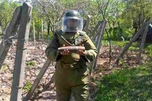 Intervenţie ISU pentru ridicarea unei GRENADE găsite în localitatea Ciugudul de Jos