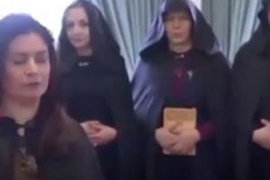 Cele mai puternice vrăjitoare din Rusia au ţinut un RITUAL într-un conac din Moscova. Ce vrăji i-au făcut lui Putin. FOTO în articol