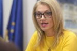 Alina Gorghiu nu va vota bugetul în forma propusă de PSD. „Acest buget loveşte în toată lumea! În investiţii, în medicii de familie, în comunităţile locale!“