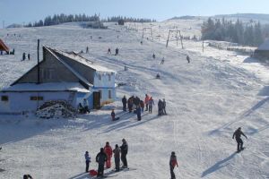 Evenimente de weekend în staţiunile montane: „Winter Tour Straja” şi „Zăpezile Bucuriei”