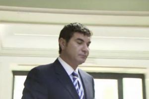 Condamnat definitiv in Dosarul Retrocedarilor, Cristian Borcea s-a predat in aceasta dimineata la Politie. Se intoarce in spatele gratiilor. 