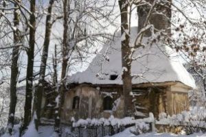 Masuri pentru reabilitarea bisericii din Buteasa