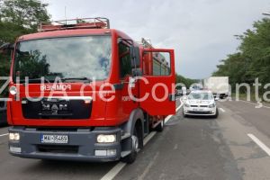 Planul rosu de interventie activat dupa un grav acccident rutier pe DN2E, judetul Suceava. Un microbuz si o autoutilitara implicate