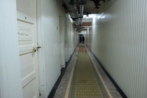 Trei tineri, reţinuţi după un scandal monstru şi o bătaie într-un club din Câmpulung