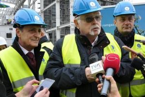 Prefectul Mircea Duşa, demersuri pentru finalizarea barajului de la Răstoliţa
