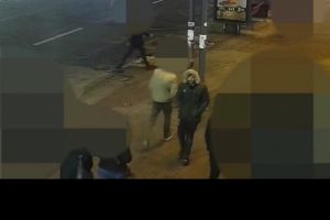 Politistii din Bucuresti cer ajutorul cetatenilor pentru identificarea unui suspect de crima. Un barbat a fost injunghiat mortal