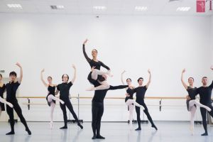 ”Tribut Ceaikovski” se joacă în premieră la Teatrul de Balet din Sibiu