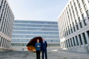 Noul sediu al spionilor germani a fost inaugurat de Merkel 