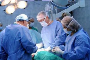 Viaţa unui bărbat din Alba, salvată de rinichiul unui tânăr donator, aflat în comă după un teribil accident de maşină