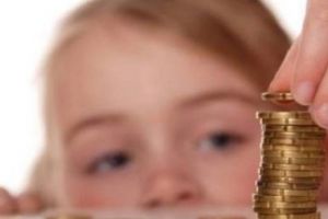 Majorarea alocaţiilor pentru copii, respinsă de Senat. Ce şanse mai sunt