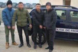 Patru cetăţeni din Kosovo, opriţi la frontieră