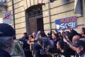 ZECI de MII de oameni pe străzile Romei. Protest MASIV împotriva Guvernului