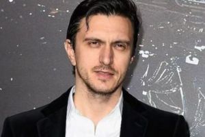 Multimilionarul excentric condamnat în Dosarul Retrocedărilor, Săvulescu, a avut o viaţă ca-n filme, cu femei frumoase şi bolizi de milioane