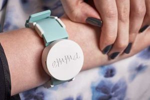 Emma Watch – Ceasul ce reduce tremuratul mâinii pentru bolnavii de Parkinson