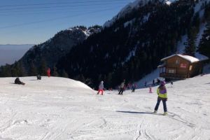 Primăria vrea un regulament pentru a elimina falşii intructori de schi din Poiana Braşov