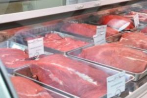 ALERTĂ NAȚIONALĂ. AUTORITĂȚILE au făcut o DESCOPERIRE ȘOCANTĂ. Sute de kilograme de CARNE CONTAMINATĂ. Breaking news