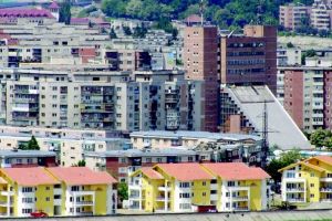 Alte 4 blocuri de locuinţe din Râmnic, incluse în programul local de reabilitare termică