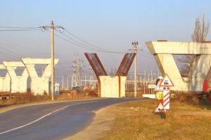 Au fost alocaţi banii pentru pasajul nefinalizat de pe centura Aradului. Când vor începe lucrările