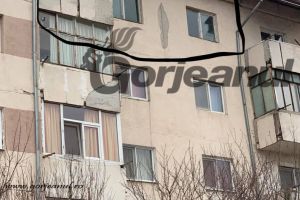 Apartament de groază, oferit din fondul locativ Motru unei familii cu doi copii!