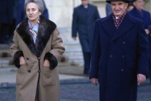 Nicolae Ceauşescu este o VEDETĂ ROCK ACTUALĂ! Videoclipul ȘOCANT este disponibil în articol