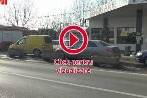 Un bărbat care a căzut într-un bazin al unei benzinării, salvat de pompieri în ultima clipă