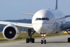 ATERIZARE de URGENȚĂ pe unul dintre cele mai MARI AEROPORTURI. Motivul este INCREDIBIL. Toţi pasagerii au fost ȘOCAȚI
