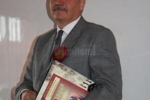 A încetat din viaţă profesorul Călin Oanea, primul director al Colegiului de Informatică ...