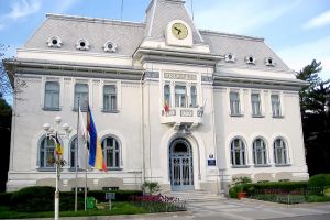 Mai puţină birocraţie la Primăria Piteşti
