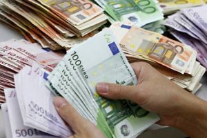 Evaziune fiscala de aproape 1 milion de lei, cu firme fantoma din Prahova