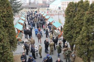 Expoziţie de tehnică şi armament la Muzeul Bistriţa