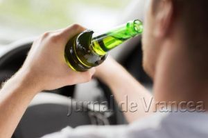 Aproape de coma alcoolică, un tânăr din Ploscuţeni s-a crezut zmeu la volan