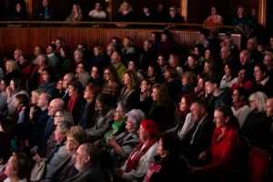 Maraton de spectacole, maraton de aplauze. Luna plină de teatru a ajuns la final