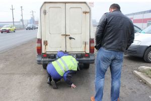 „Bombele” din trafic, pericol pe şoselele din Gorj