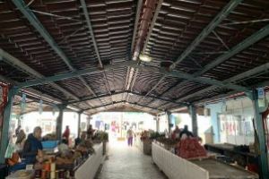 Piaţa centrală din Sfântu Gheorghe are acoperiş nou