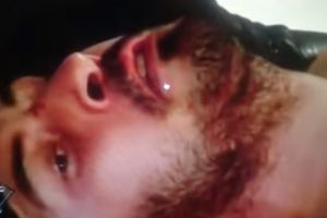VIDEO  Motociclistul care l-a umilit pe Mircea Badea, groggy!  Momentul în care Teodor Emi e făcut K.O. şi reacţia incredibilă a vedetei Antena 3: „Distrugerea acestui golan tupeist. A venit salvarea să-i pună oxigen să nu crape”