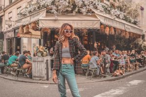 BLUGI LA MODĂ ÎN SEZONUL PRIMĂVARĂ – VARĂ  2019