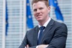 Comisia Europeană transmite României: E important ca sentinţele definitive să nu mai poată fi contestate!