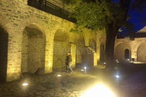 Aproape 400.000 de vizitatori şi încasări de peste 420. ...