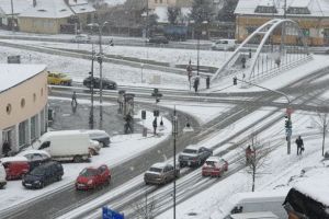 Ninsoare puternică până deseară la Sibiu. Apoi temperaturile se schimbă