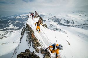 Alpin Film Festival se deschide cu un documentar de Oscar