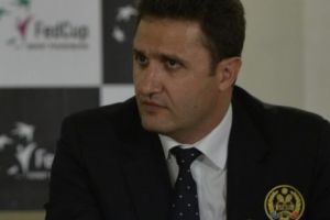 Federaţia Română de Tenis încearcă să-i CONVINGĂ pe francezi să mute duelul din Fed Cup la Cluj