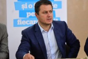 Stefan Darabus: Ne-au plecat juma’ de milion de copii din tara, dar ne doare-n cot