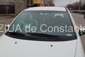 Constanta: Barbat, lovit de un autoturism pe bulevardul Tomis, in fata Bisericii Sf. Haralambie