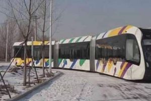 China lansează tramvaiul FĂRĂ şine. Video fascinant în articol