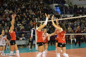 FOTO: Volei Alba Blaj – Galatasaray Istanbul 3-0 la seturi, în sferturile Cupei CEV! Urmează setul de aur!