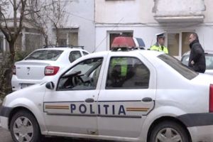 Blocată în apartament cu soţul decedat
