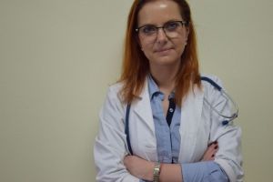 A ales Spitalul din Alba Iulia imediat după finalizarea rezidenţiatului şi face naveta la Cluj-Napoca pentru perfecţionare