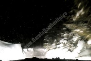 Cod Galben de ninsoare în zona montană. Ninge şi se circulă în condiţii de iarnă – VIDEO